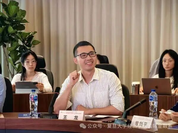 视点 | 王龙：AI时代金融教育要处理好基础训练、工具应用与能力识别
